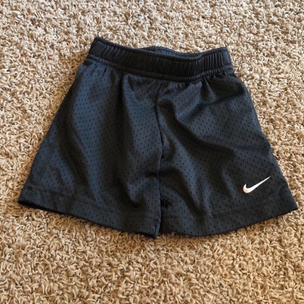 Toddler boys Nike athletic shorts